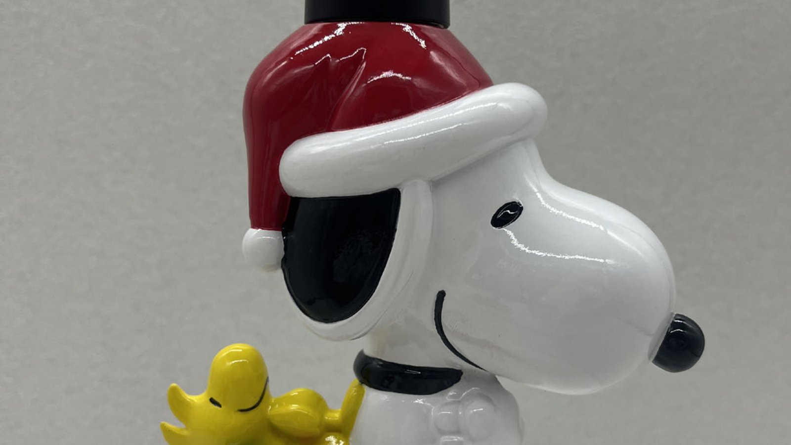 Snoopy-licensed character